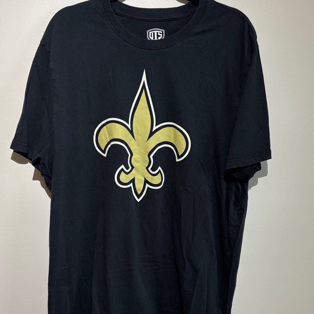 New Orleans Saints tshirt